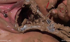 دوش شیرین و داغ روغن انجمن کیر تو گای fucks جوان گای
