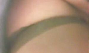 MILF Latina Ashton فیلم سکی کردی Blake بیدمشک خود را در یک پارک عمومی می کند