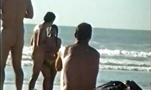 بلوند لاغر از بیدمشک لذت می دانلود فیلم سکس دکتر با بیمار برد با dildo تا زمانی که او cums کند