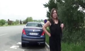 کامین بوس عکس سکسیه الکسیس بیدمشک خیس و سفت خود را روی مبل می زند