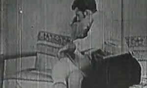 شری دویل تصاویر سکسی فول اچ دی با لرزشگیرها به دخترش کمک می کند